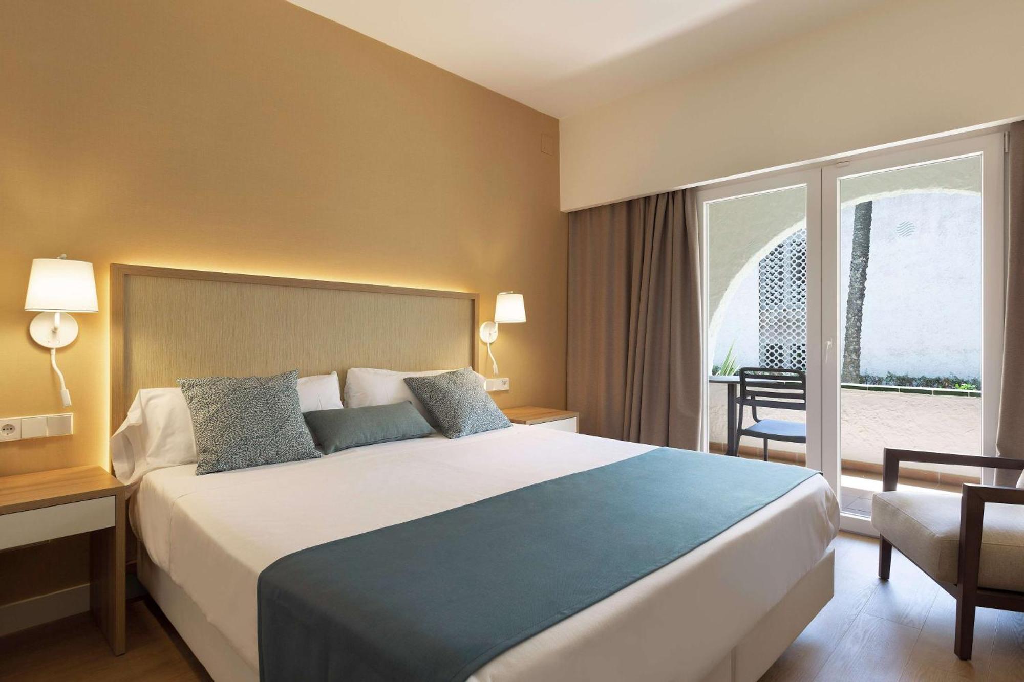 Aluasoul Menorca - Adults Only Hotel С'Алгар Екстериор снимка